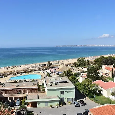 Апартаменты By The Sea