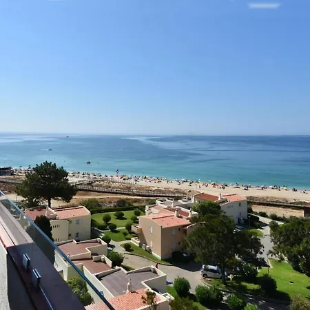 Апартаменты By The Sea *