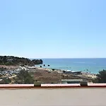By The Sea アパート アルヴォル